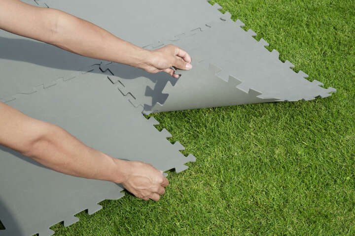 Bestway Bodenschutzfliesen-Set 9-teilig